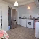 3 Bedroom Awesome In דירה *