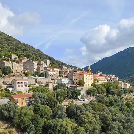 3 Bedroom Gorgeous Apartment In Olmeto