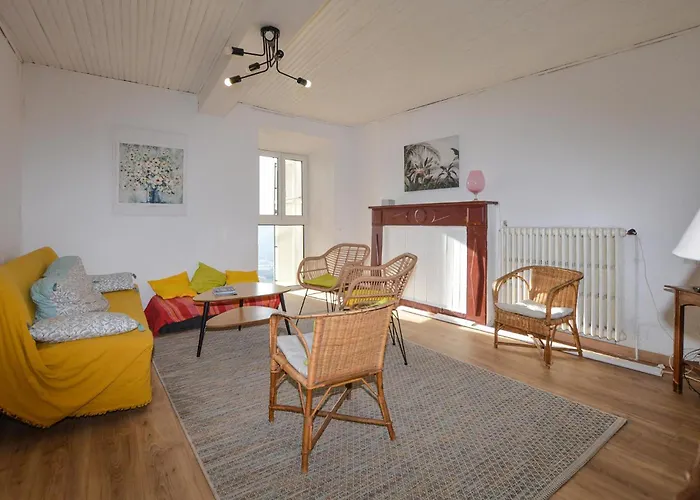 3 Bedroom Awesome In * אולמטו