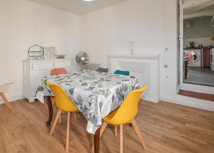 3 Bedroom Awesome In * Olmeto (Corsica)