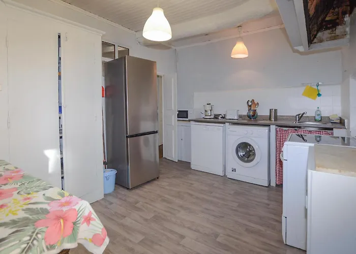 3 Bedroom Awesome In Lejlighed *