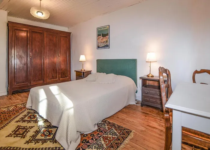 3 Bedroom Awesome In Lejlighed *